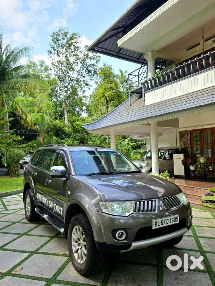 Mitsubishi Pajero Sport 2.5 Manual, 2012, Diesel