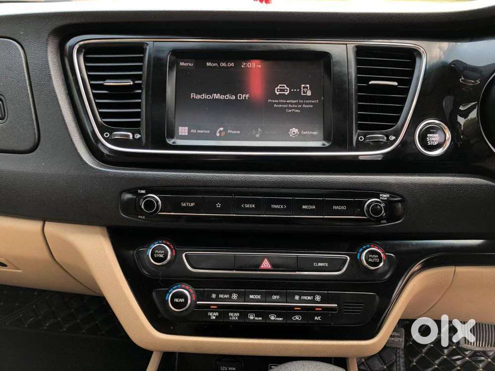 Kia Carnival Prestige, 2022, Diesel