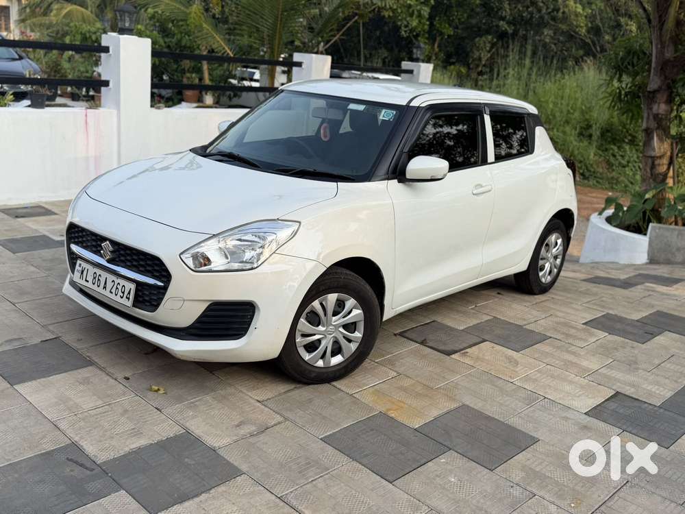 Maruti Suzuki Swift Amt Vxi, 2022, Petrol
