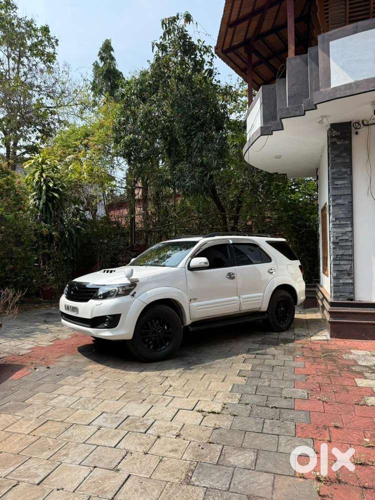 Toyota Fortuner 4*4