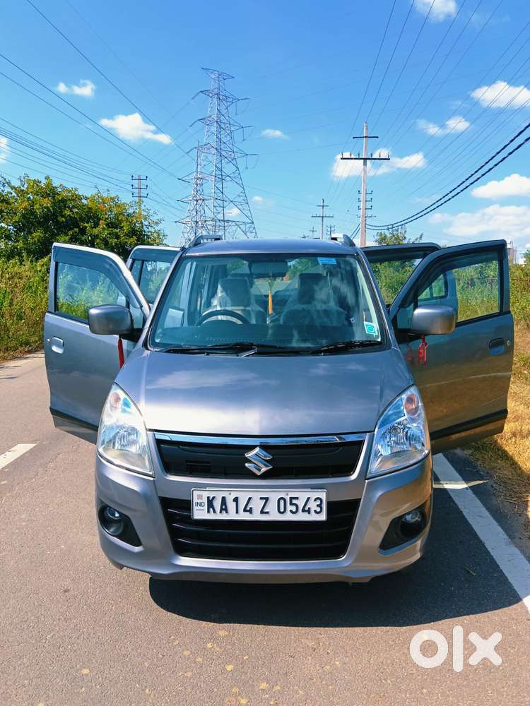 Maruti Suzuki Wagon R Vxi Amt1.2, 2017, Petrol