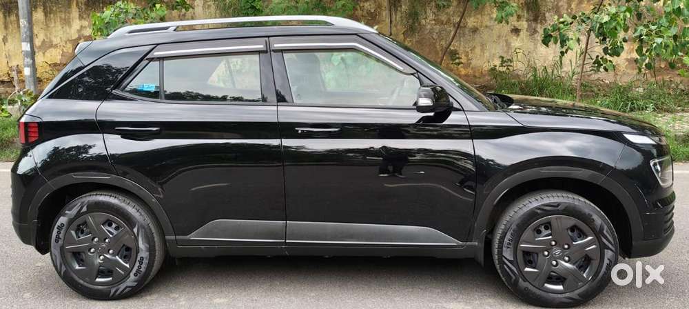 Hyundai Venue S 1.2 Petrol, 2024, Cng & Hybrids