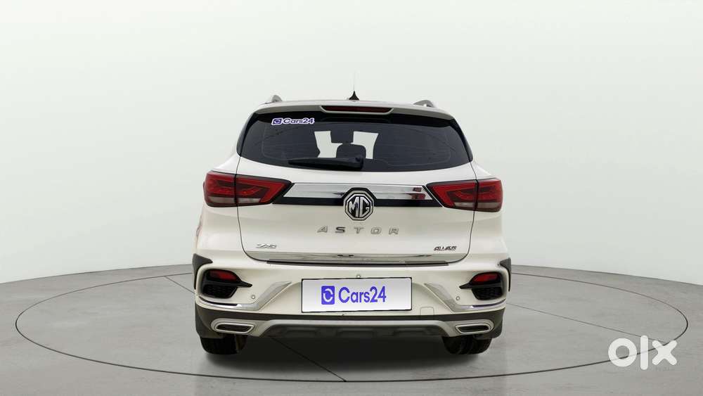 Mg Astor 1.5 Savvy Cvt S Red, 2022, Petrol