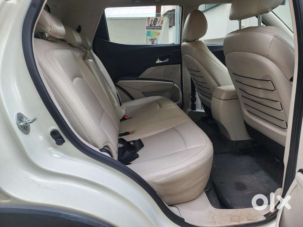 Mahindra Xuv300 W8 Option Diesel, 2022, Diesel