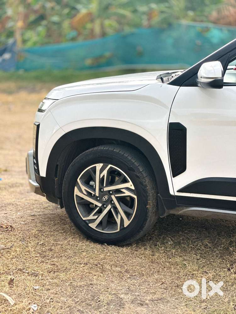 Hyundai Creta 1.5 Sx (o) Knight Ivt Petrol Dual Tone, 2025, Petrol