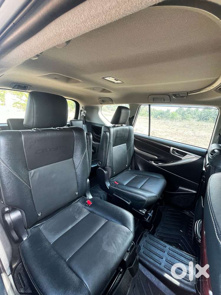 Toyota Innova Crysta [2020-ongoing] 2.4 Zx 7 Str, 2024, Diesel