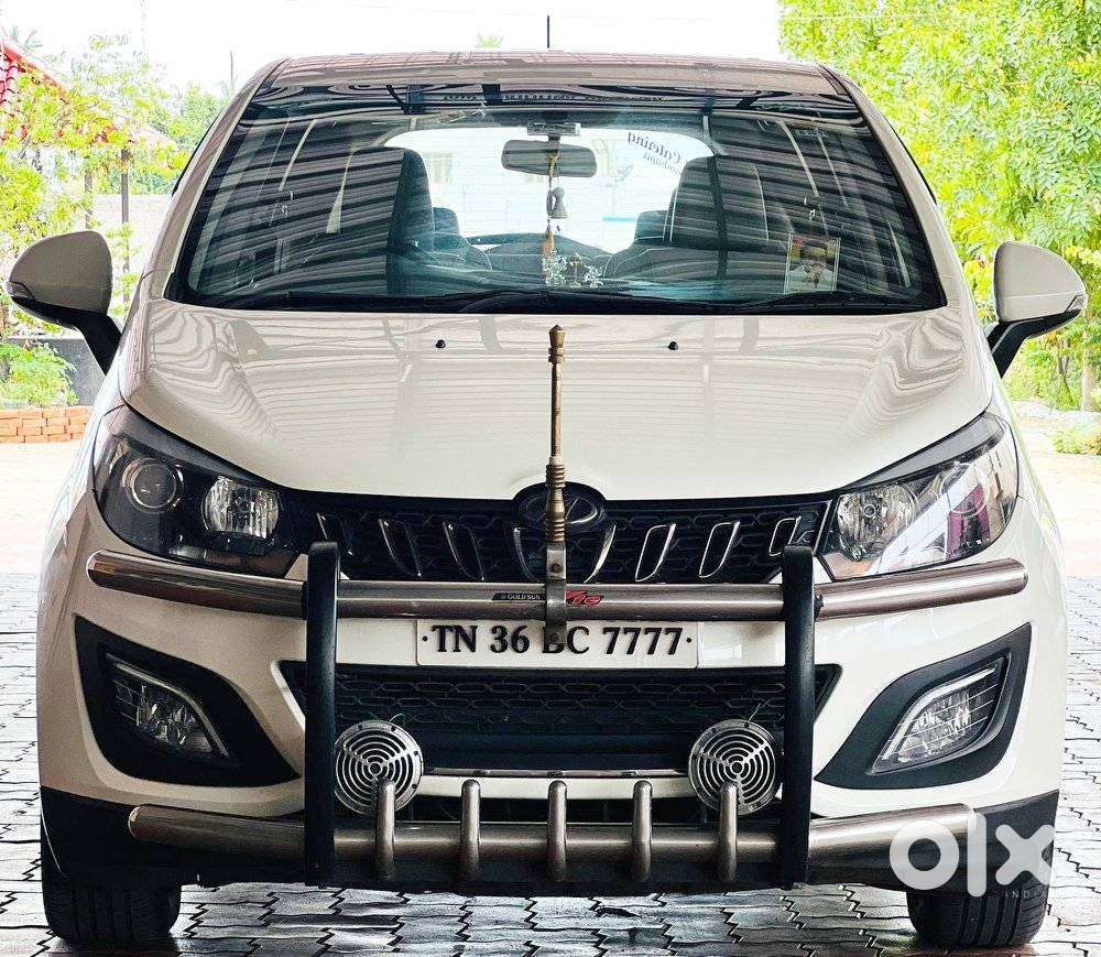 Mahindra Marazzo M8, 2019, Diesel