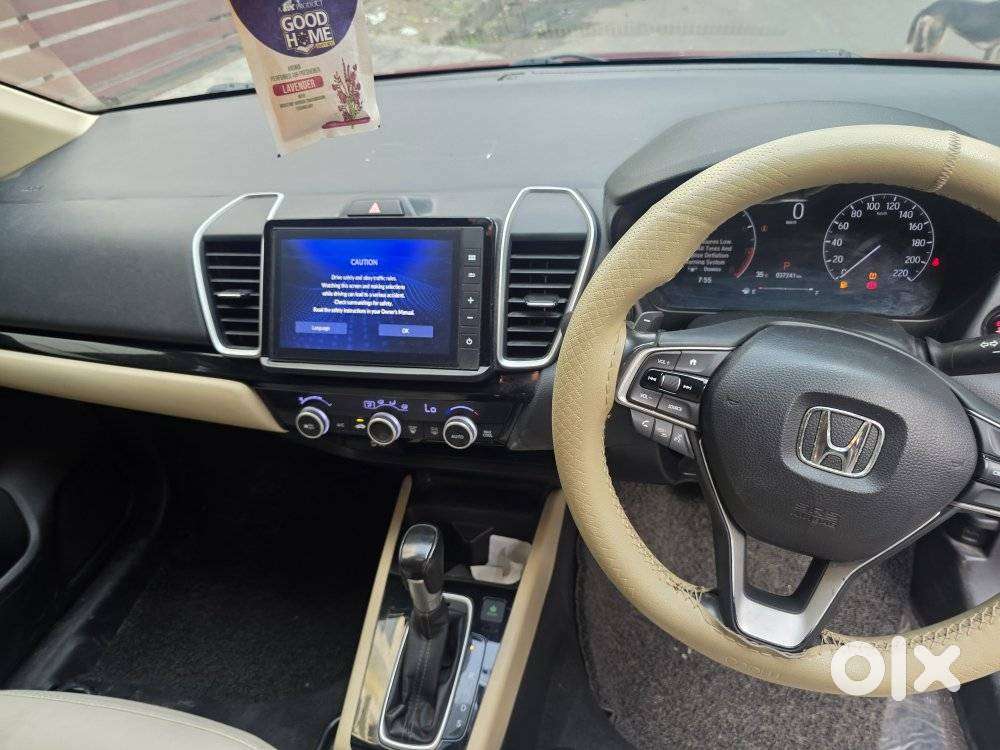 Honda City V At Sunroof, 2023, Petrol