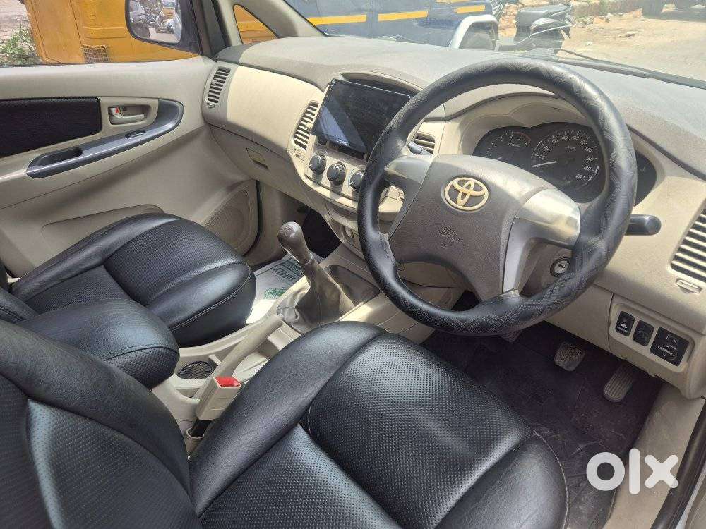 Toyota Innova 2.5 Gx (diesel) 8 Seater, 2014, Diesel