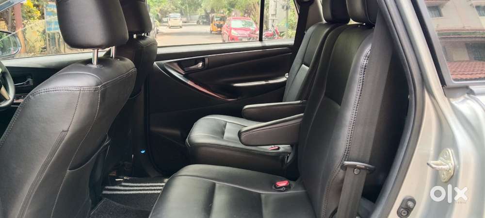 Toyota Innova Crysta 2.4 Gx Mt, 2019, Diesel
