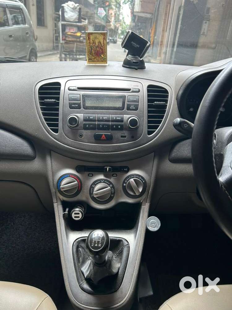 2nd Owner Hyundai Grand I10 2015