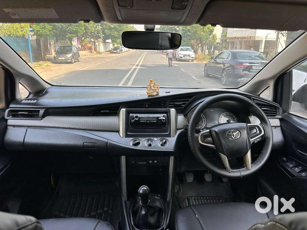 Toyota Innova Crysta 2.4 Gx Mt 8s, 2017, Diesel