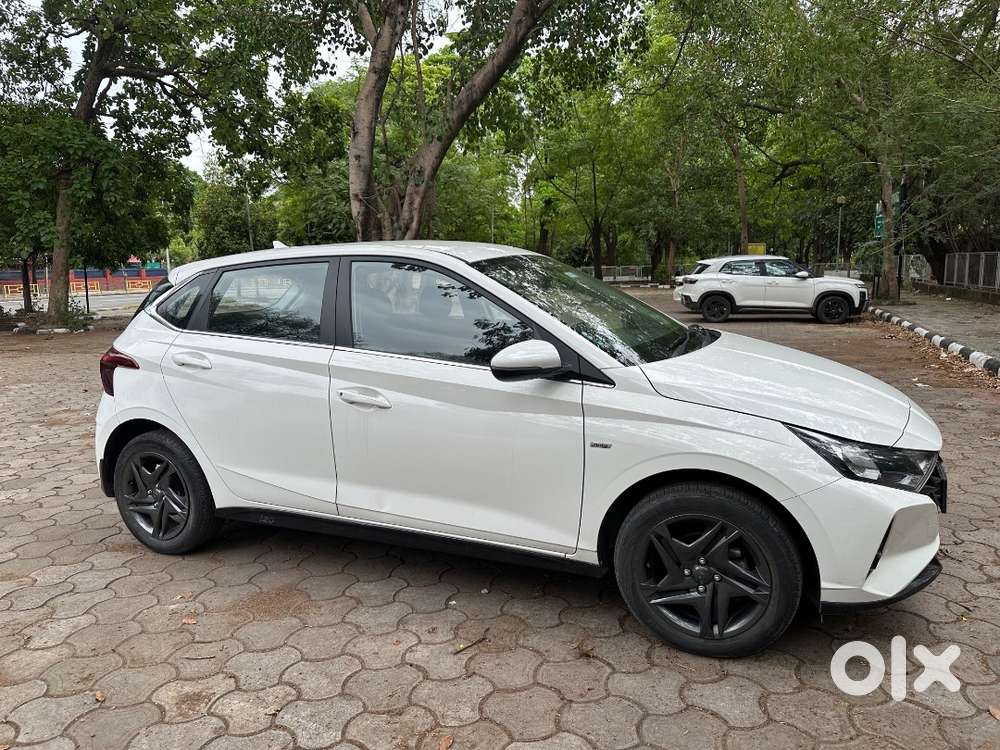 Hyundai I20 2021 Sportz  Automatic  Fancy Number  Well Maintained