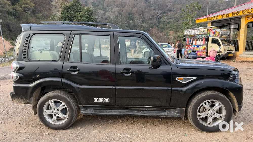 Mahindra Scorpio Classic 2015