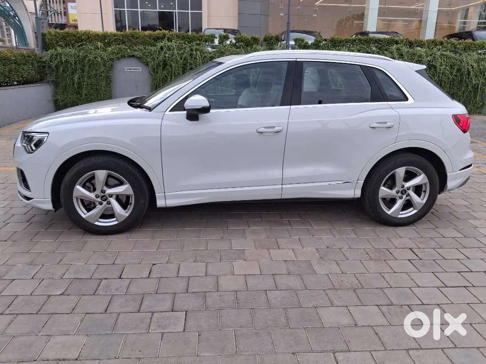 Audi Q3 2023 Premium