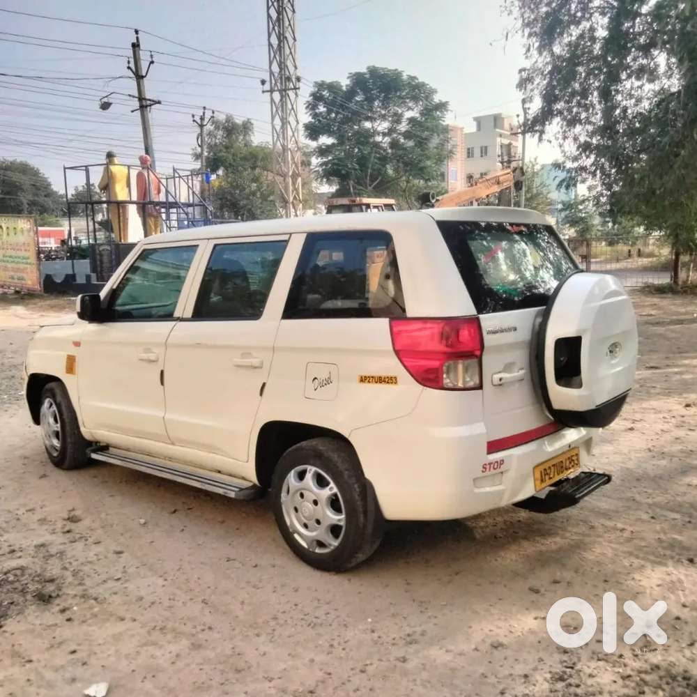 Mahindra Tuv 300 Plus 2018