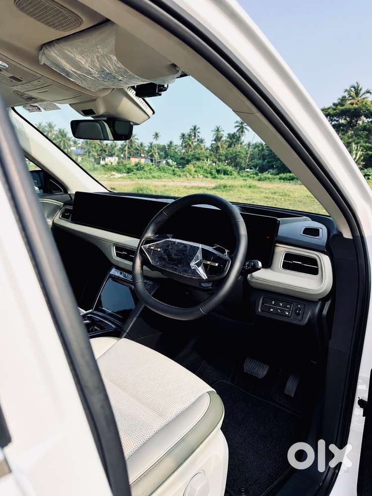 Mahindra Xev 9s, 2026, Electric