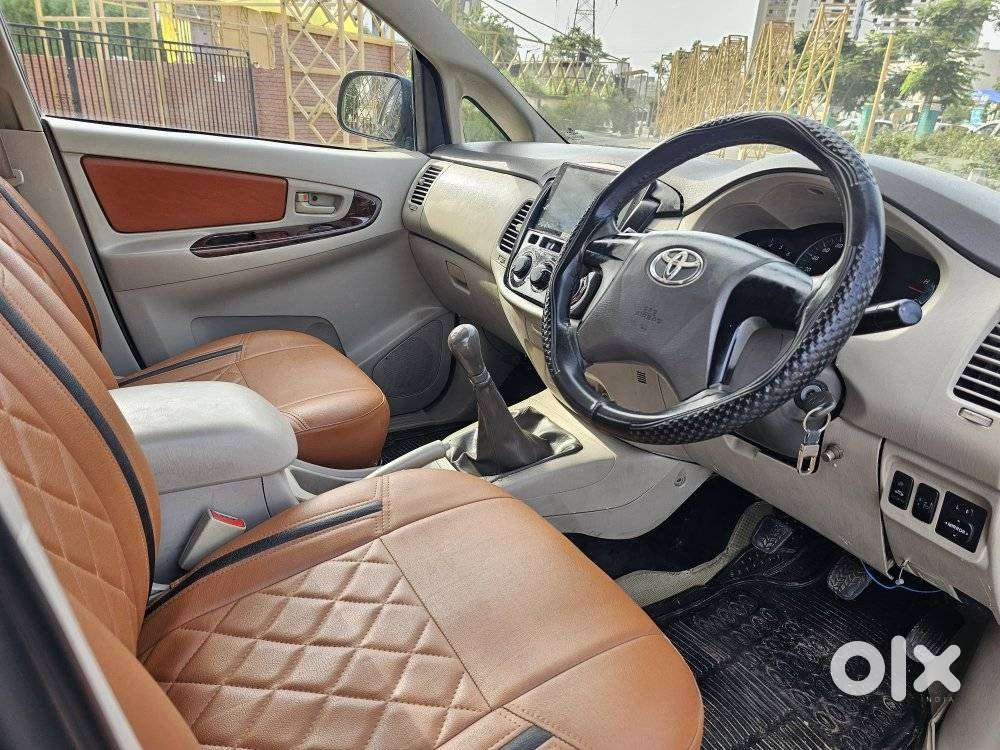 Toyota Innova 2.5 V 7 Str, 2014, Diesel