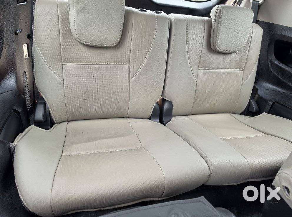 Toyota Innova Crysta 2.4 V 8 Str, 2017, Diesel