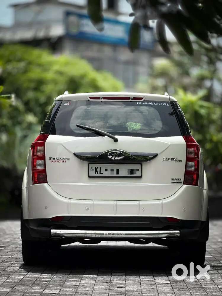 Xuv W10
Automatic 2016 Model Low Kilometer