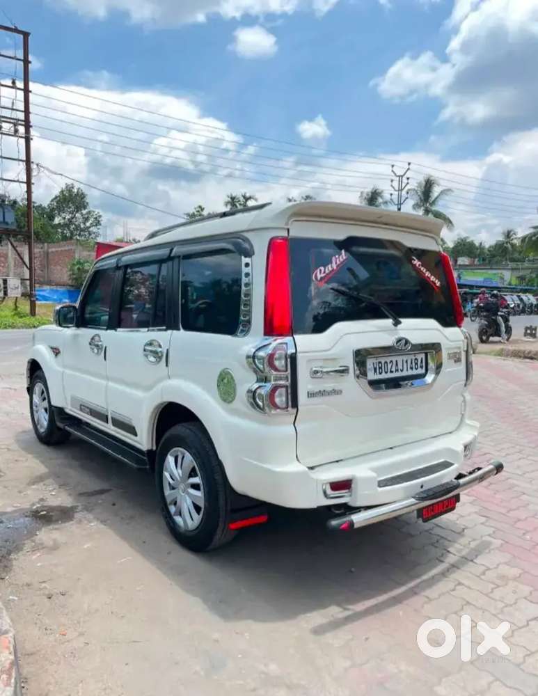 Mahindra Scorpio Classic 2016 Diesel Automatic