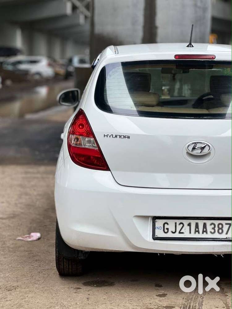 Hyundai I20 Sportz 1.2 Bs-iv, 2011, Cng & Hybrids