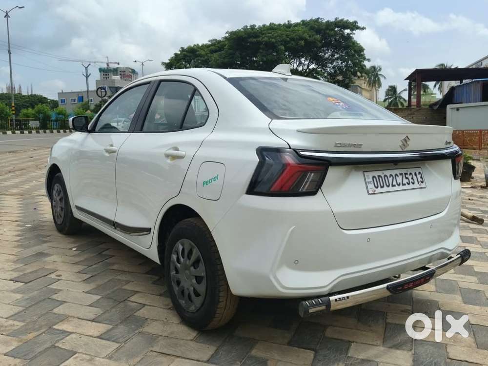Maruti Suzuki Dzire 1.2 Vxi, 2025, Petrol
