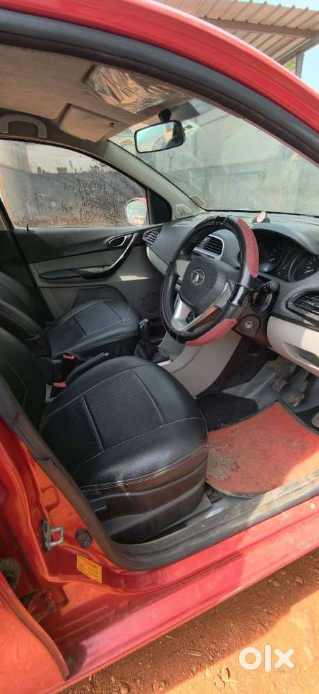 Tata Tiago 1.2 Revotron Xt (o), 2016, Petrol