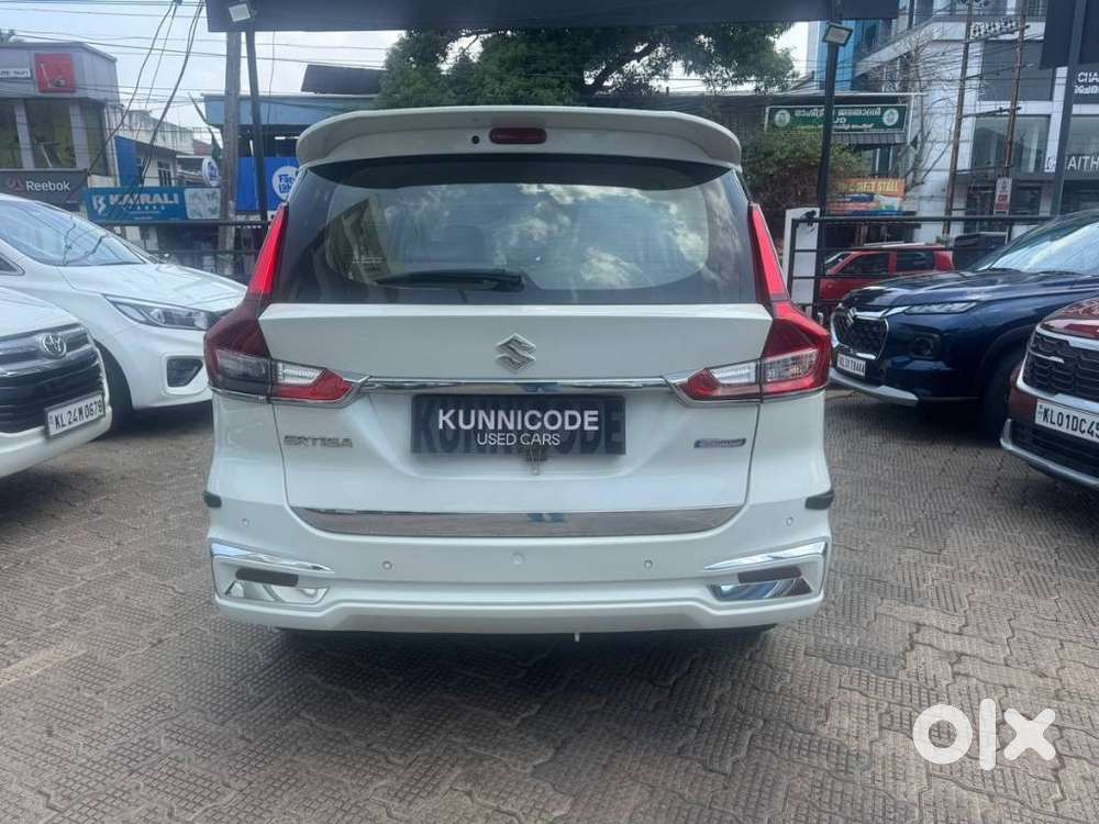 Maruti Suzuki Ertiga Zxi Plus At Shvs, 2020, Petrol