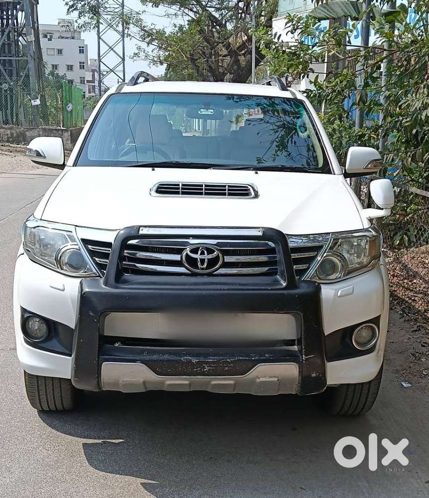 Toyota Fortuner 2011-2016 4x2 Manual, 2014, Diesel
