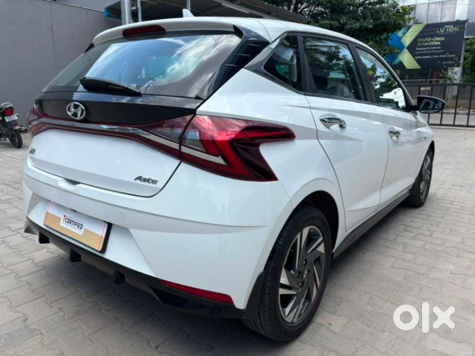 Hyundai I20 Asta (o) 1.2 Ivt, 2023, Petrol