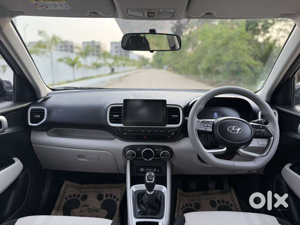 Hyundai Venue Sx Mt, 2023, Diesel