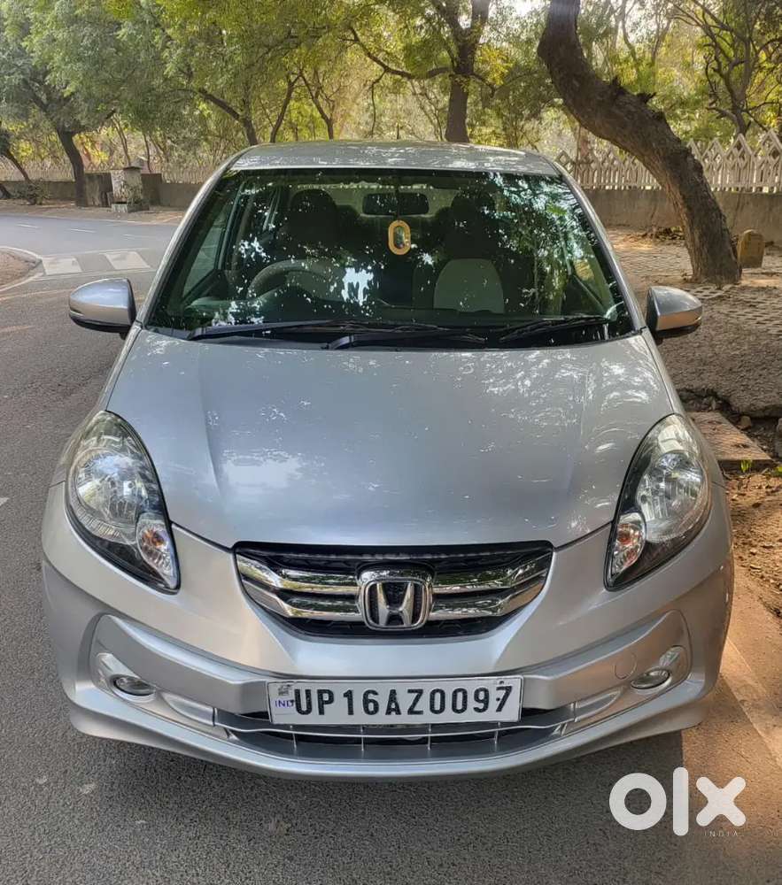 Honda Amaze 2015 Petrol Well Maintained