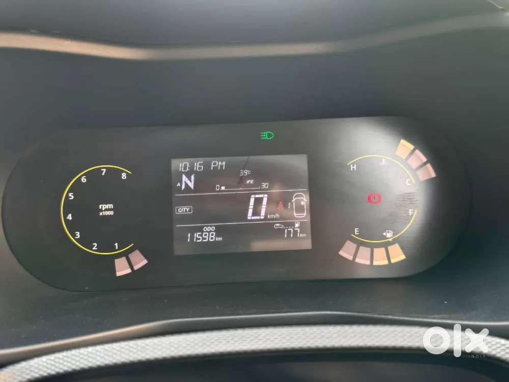 Tata Nexon, 2024, Petrol