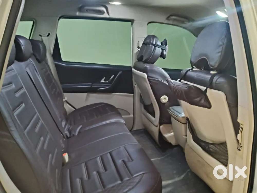 Mahindra Xuv500 2016 Diesel 130000 Km Driven