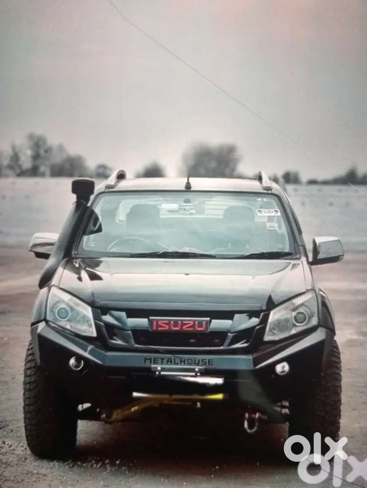Isuzu D-max V-cross 2017