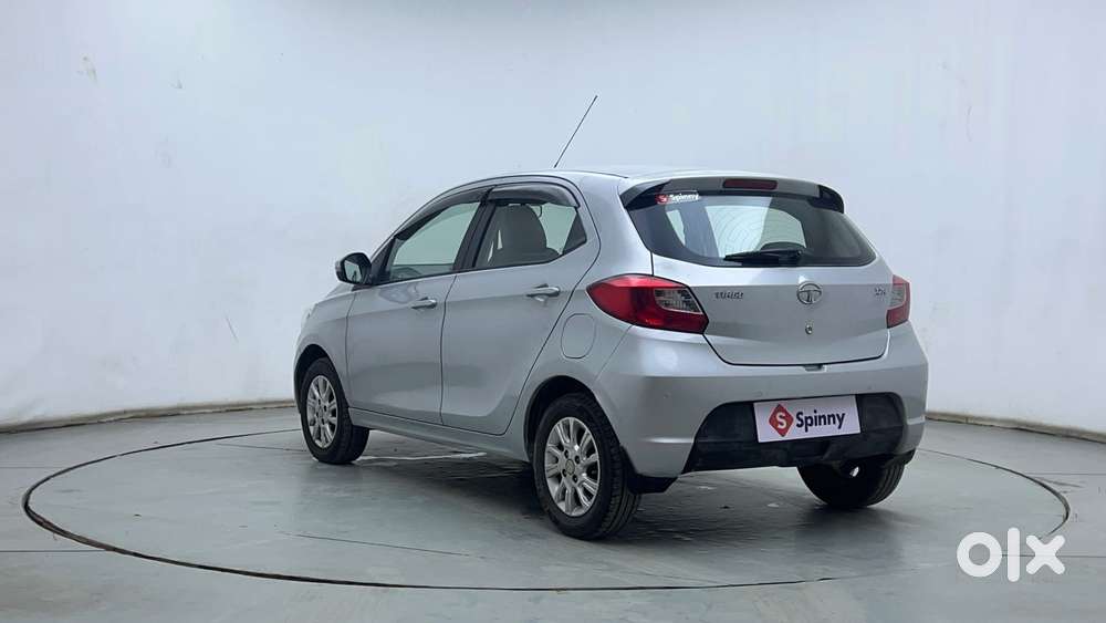 Tata Tiago Xza, 2017, Petrol