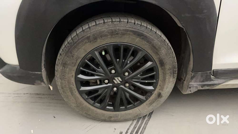 Maruti Suzuki Xl6 1.5 Alpha At, 2021, Petrol