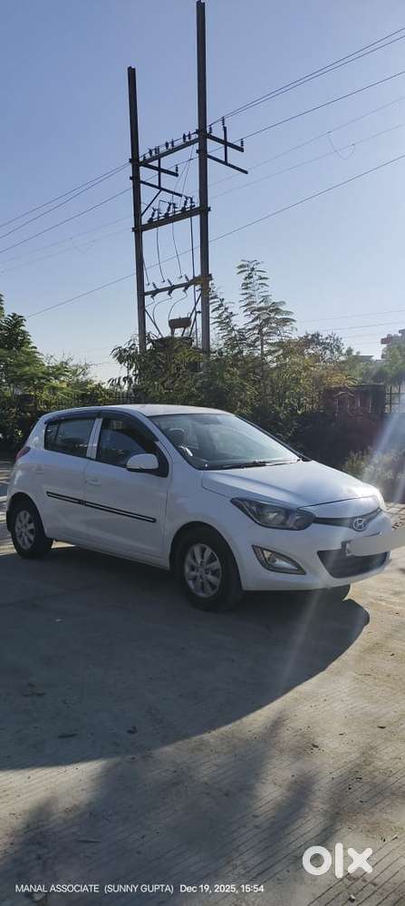 Hyundai I20 Sportz 1.2 Bs-iv, 2014, Diesel