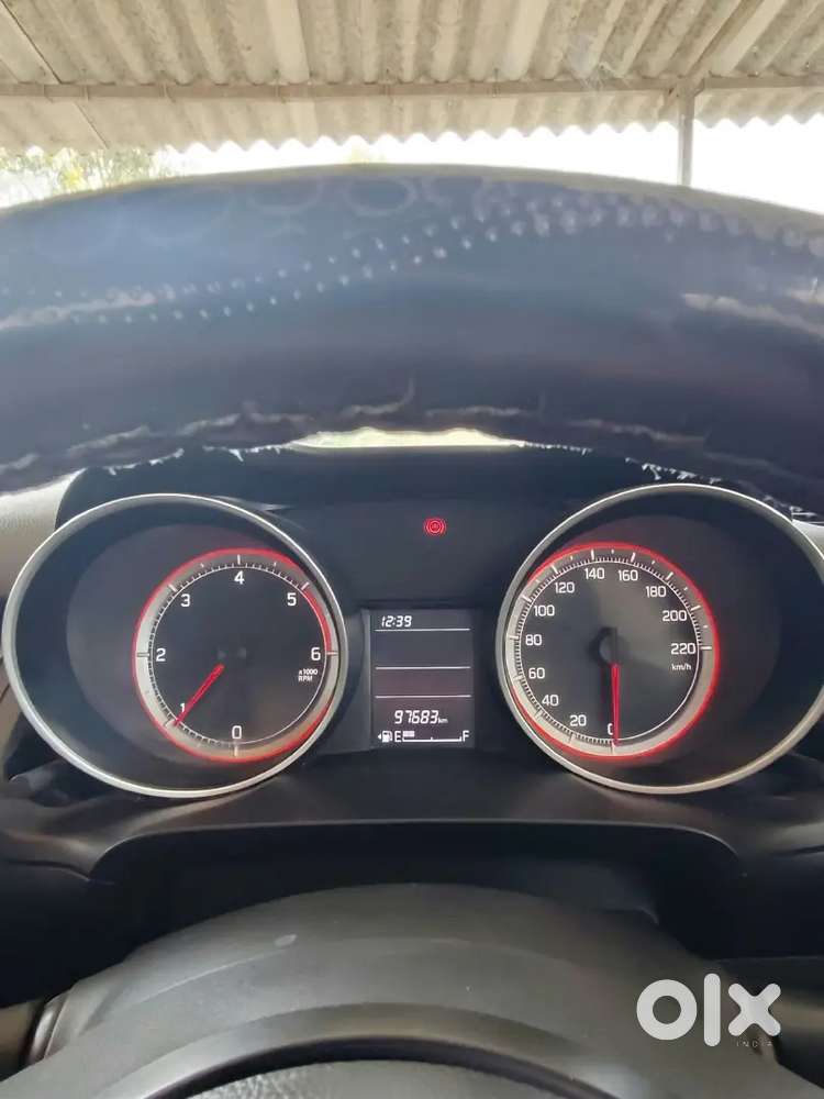Maruti Suzuki Swift 2019 Full Insurance Tyre 85 Percent