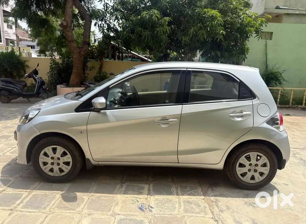 Honda Brio Petrol Mt 2013 Variant