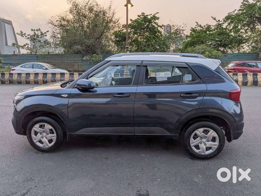 Hyundai Venue 1.2 S Plus, 2021, Petrol