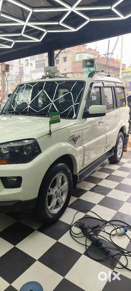 Mahindra Scorpio 2017 Diesel 95000 Km Driven