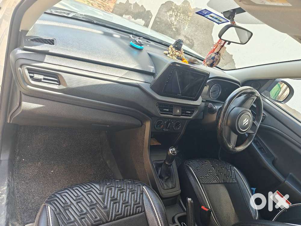 Maruti Suzuki Brezza 2024 Cng & Hybrids 42000 Km Driven