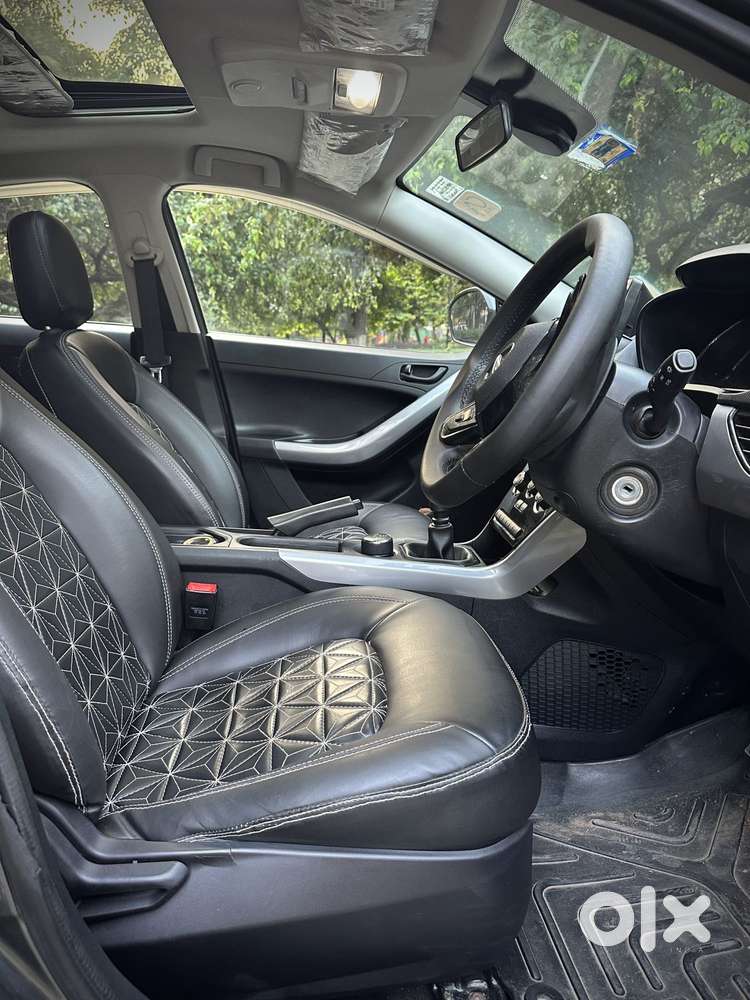 Tata Nexon 1.2 Revotron Xm (s), 2023, Cng & Hybrids
