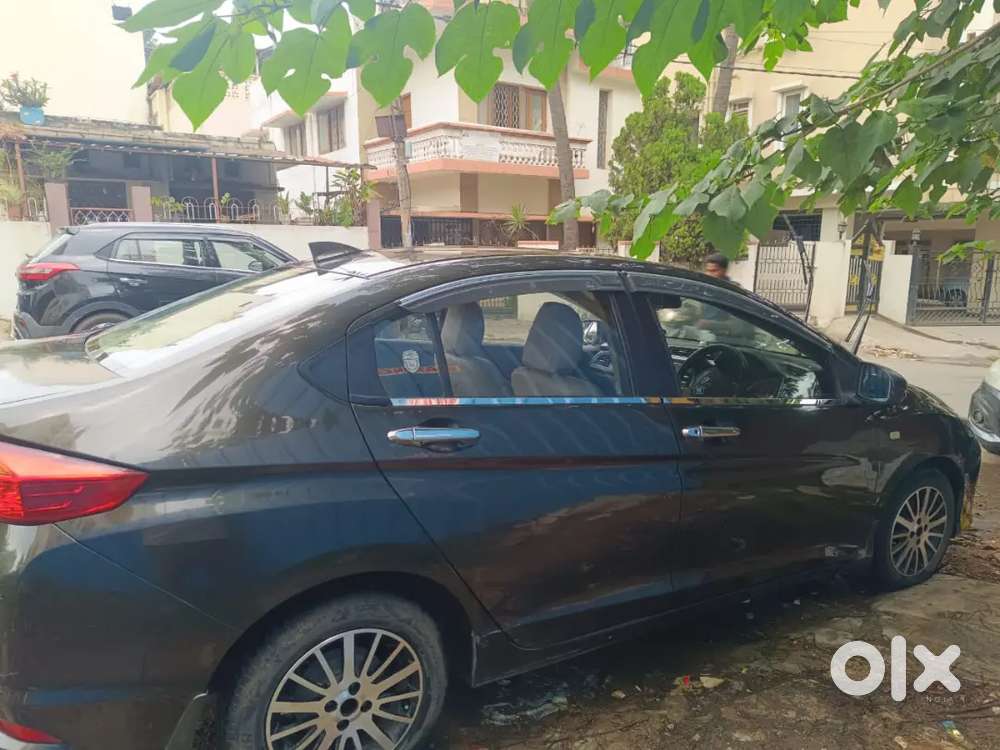 Honda City 2016 Cng & Hybrids 90000 Km Driven