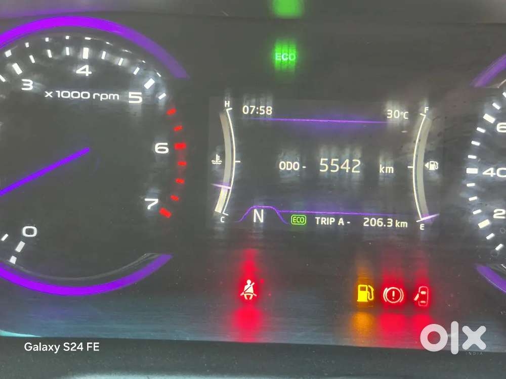 Mahindra Marazzo M6 Plus 2025