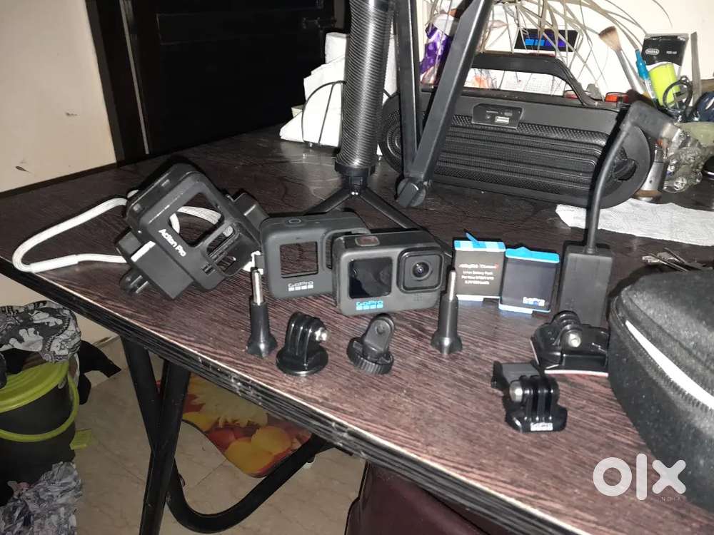 GoPro Hero10 Action Camera Full Vlogging Kit  Pro Mic Adapter  GoPro B