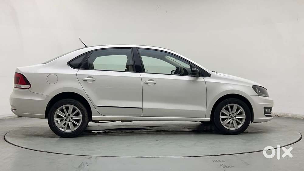 Volkswagen Vento Petrol Highline, 2015, Petrol