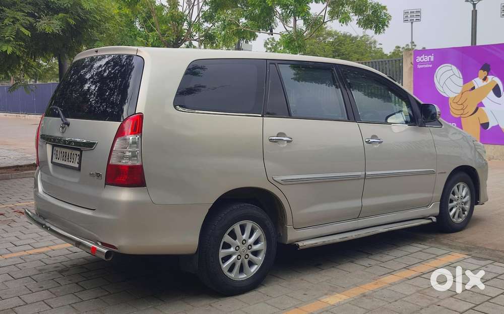 Toyota Innova 2.5 V 7 Str, 2012, Diesel
